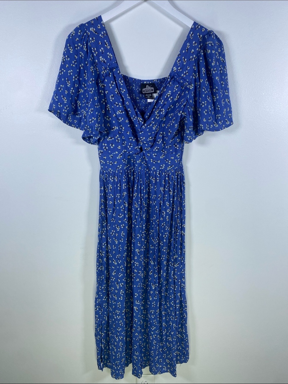 Angie Blue Ditsy Floral Twist Front Smocked Midi Dress XS